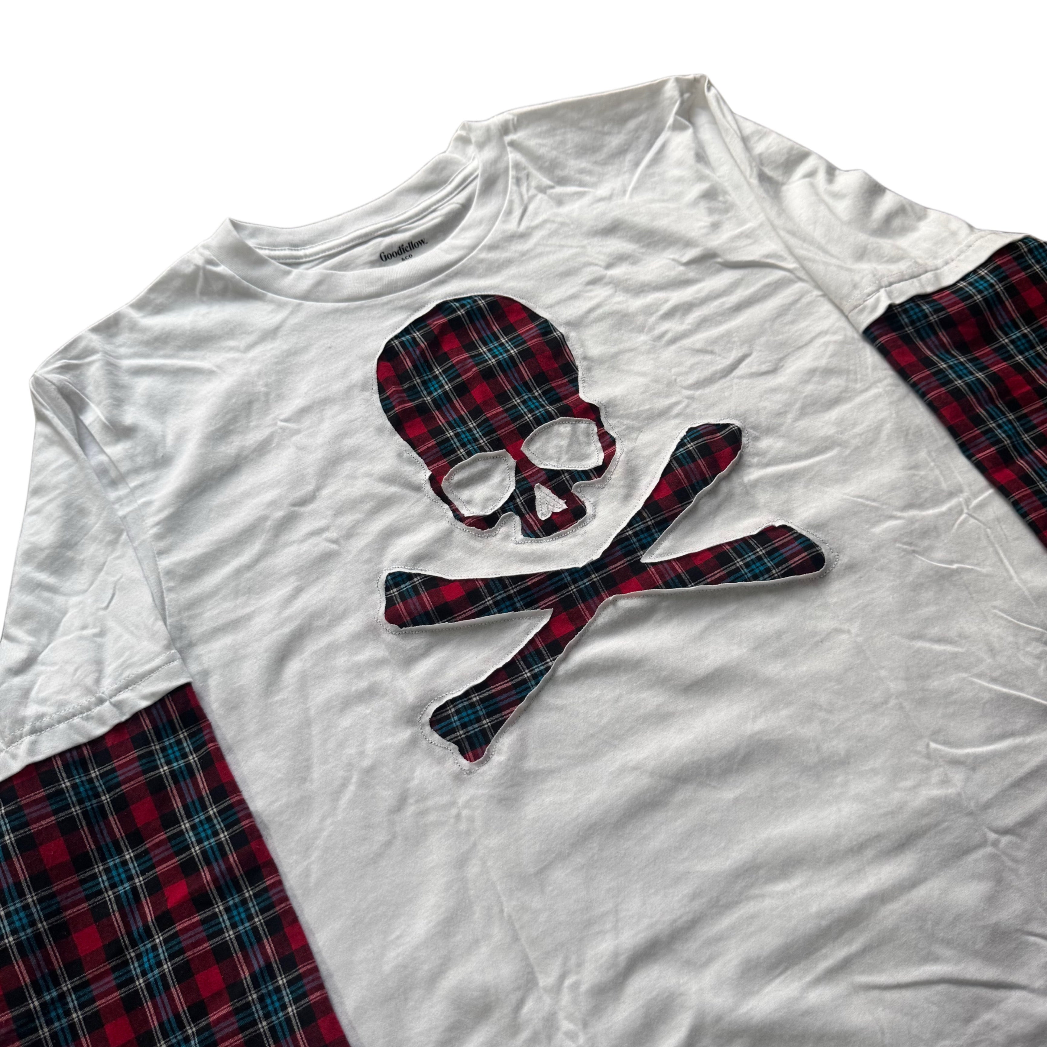 White Red and Blue Flannel Layered T-Shirt (L)