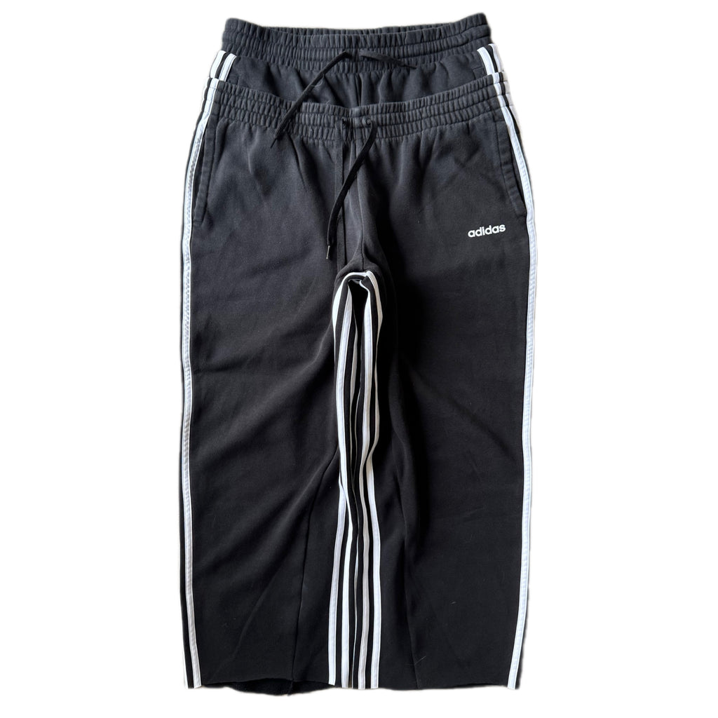 Black Double Waisted Adidas Sweatpants ( L )