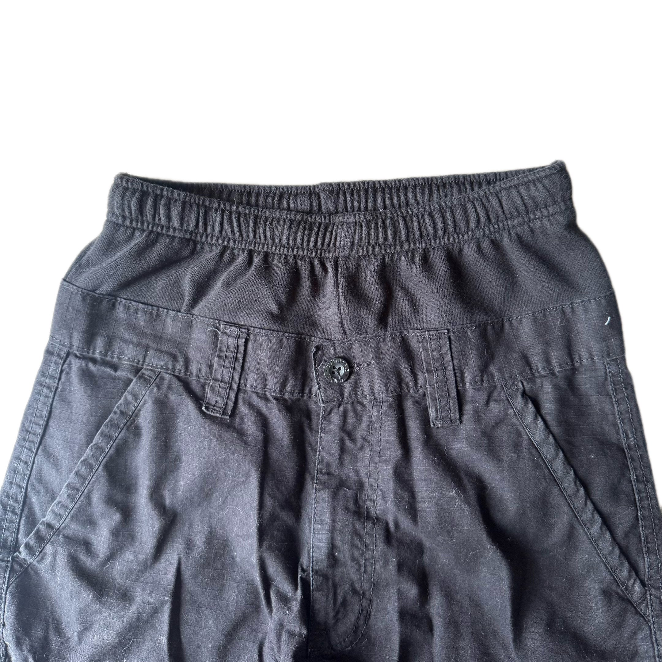 Double Waisted Black Cargo Shorts (30)