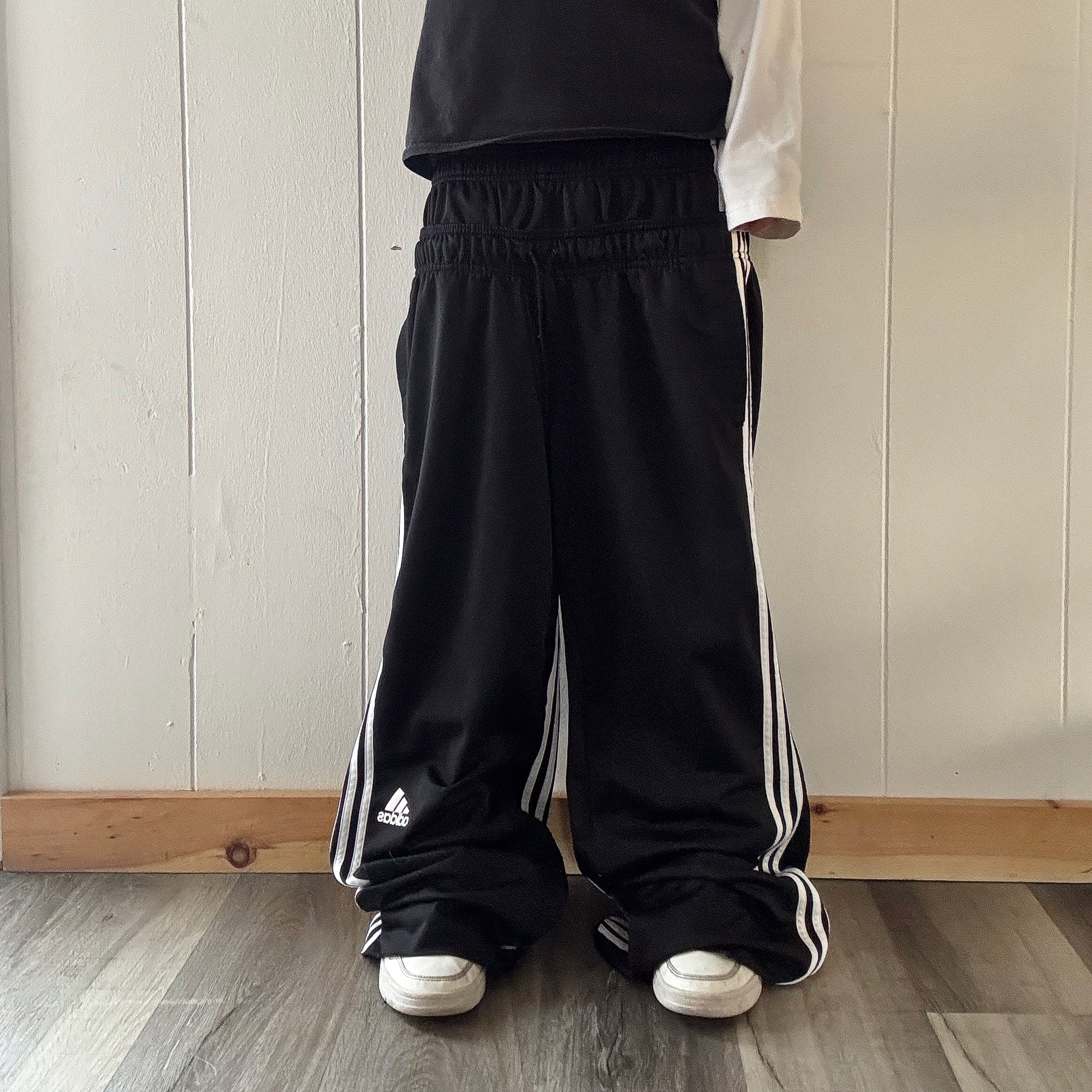 Black Double Waisted Athletic Adidas Sweatpants ( L )
