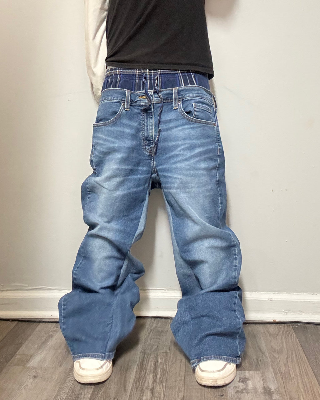 Double Waisted Baggy Blue Plaid Jeans (33)