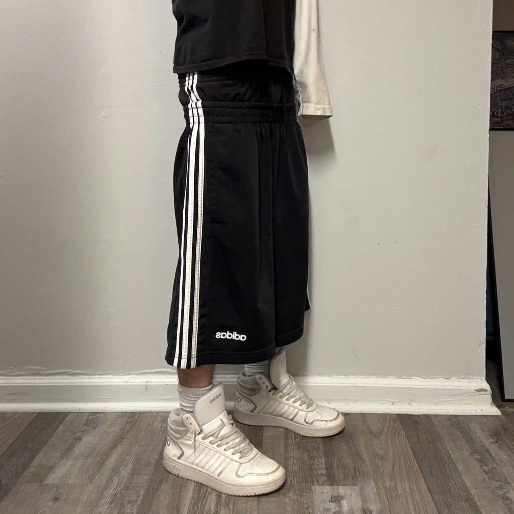 Black Double Waisted Adidas Hoop Shorts (M)