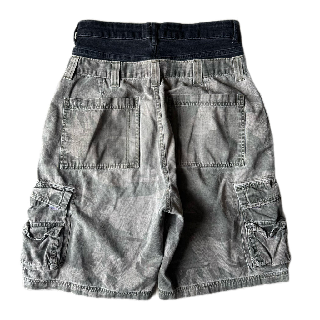 Double Waisted Camo Shorts (30)