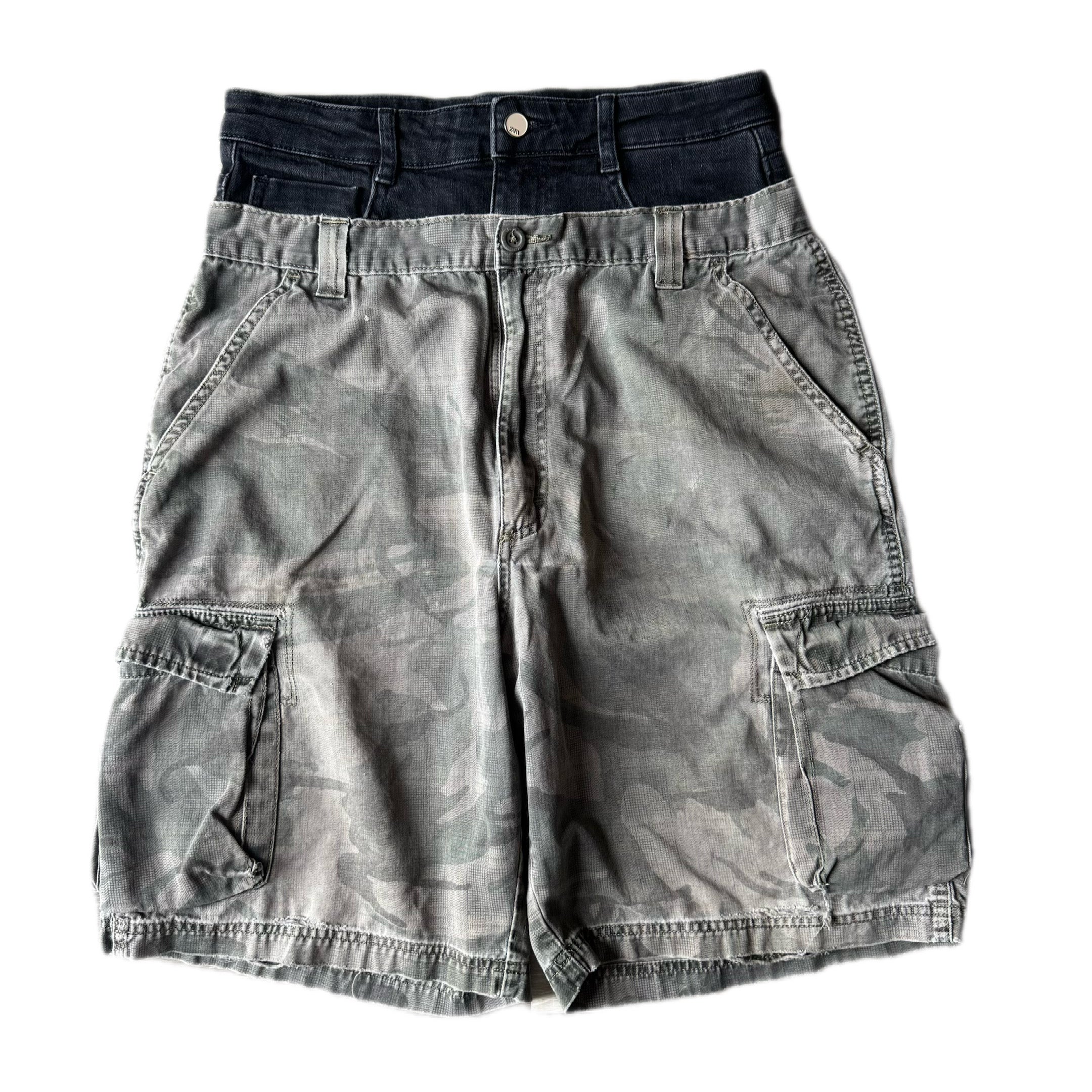 Double Waisted Camo Shorts (30)
