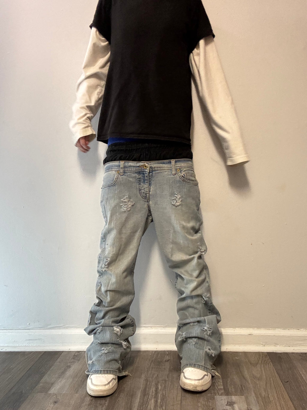 Double Waisted Flared/Bootcut Jeans (28)