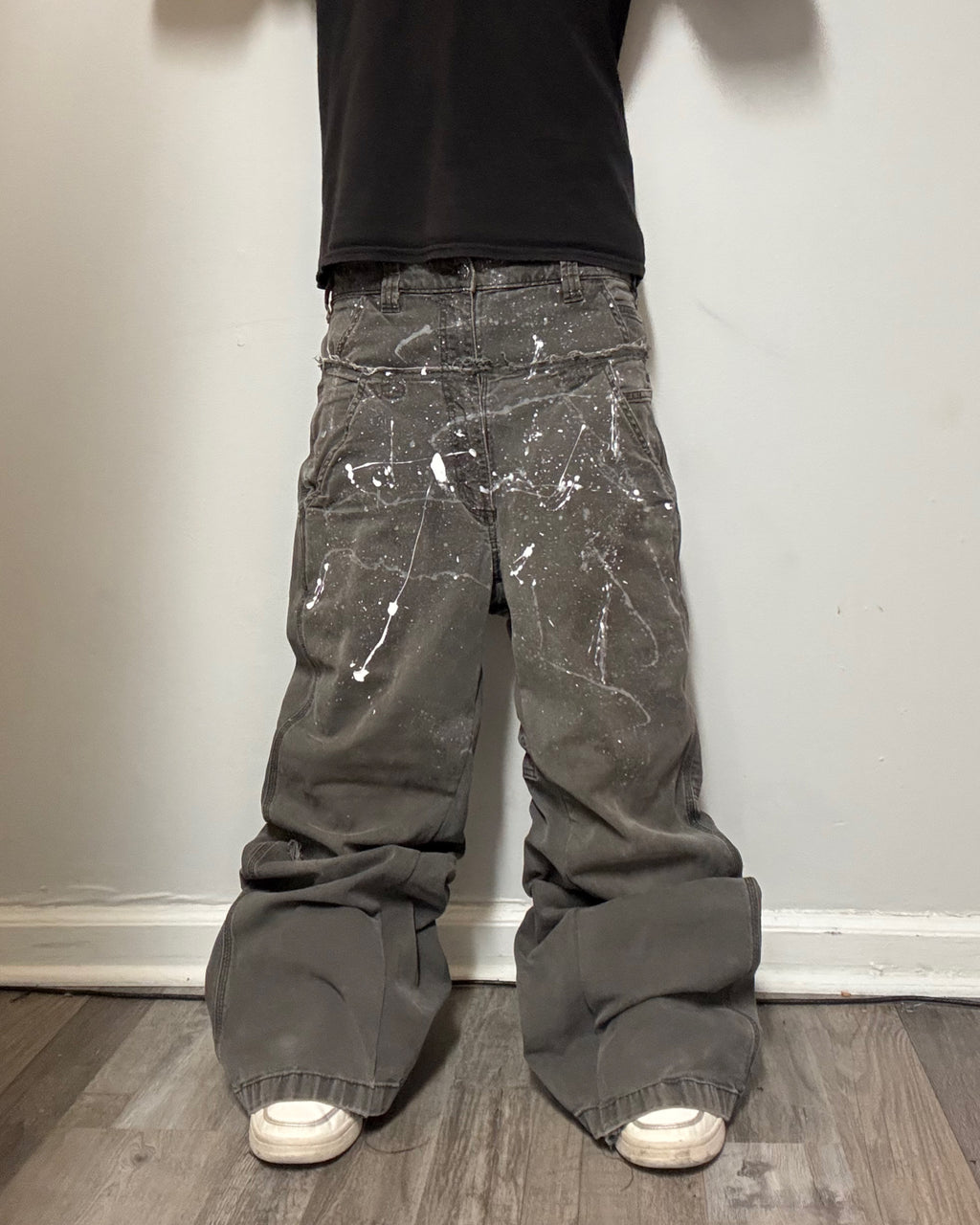 Double Waisted Carhartt Baggy Jeans (31)