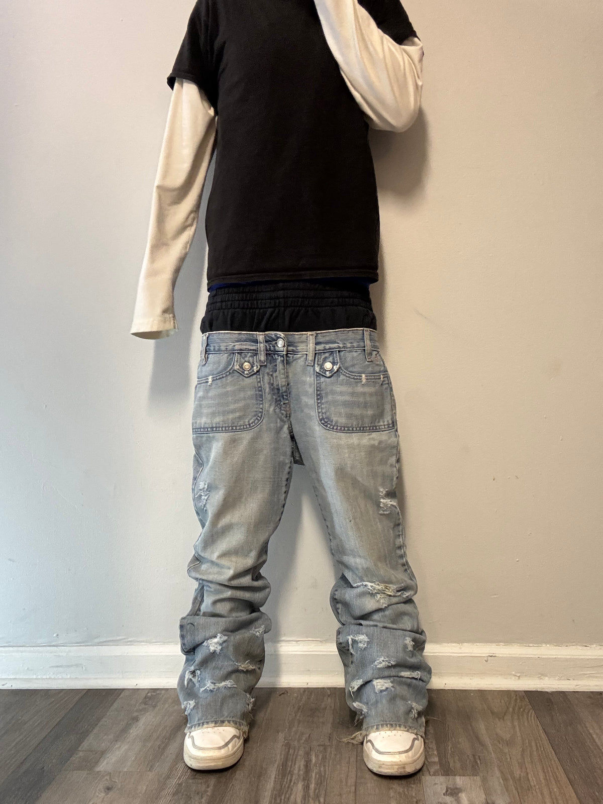 Double Waisted Flared/Bootcut Jeans (28)