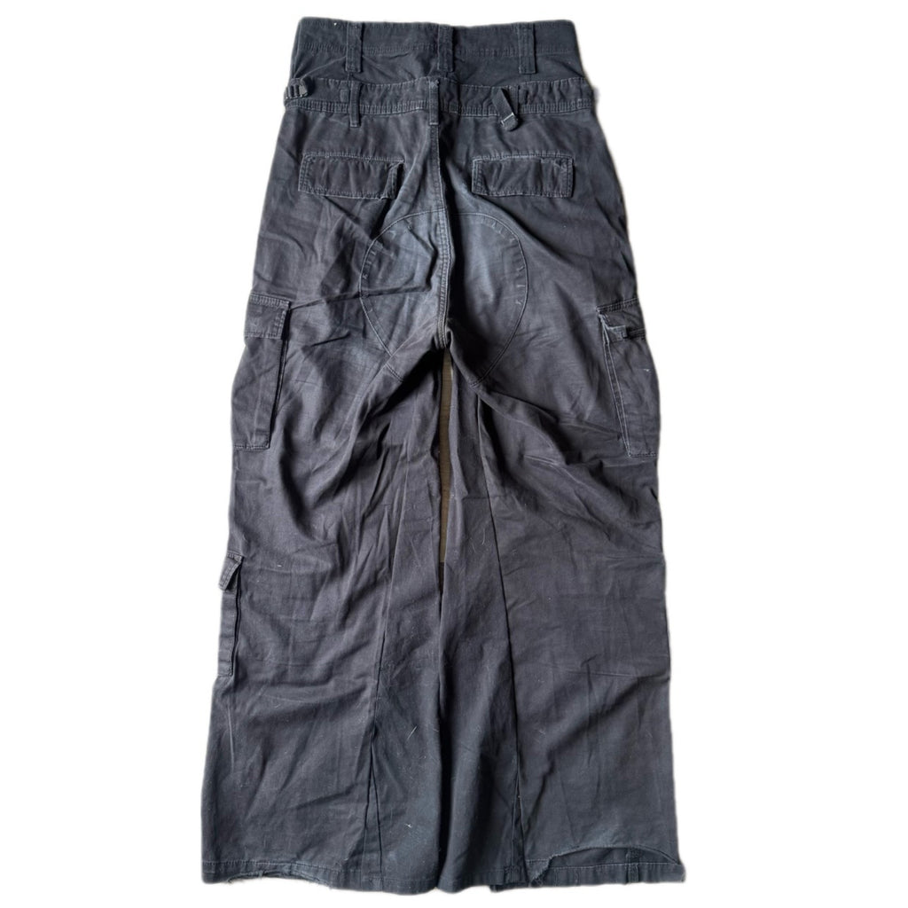 Double Waisted Black Cargo Pants (29)
