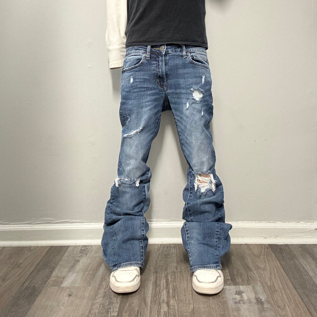 Blue Distressed Flare Jeans (28x32)