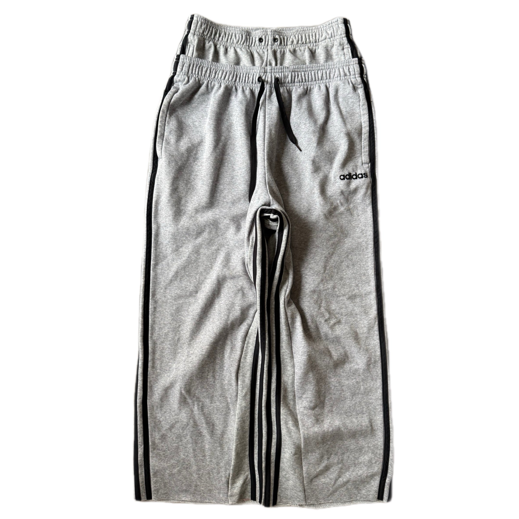 Grey Double Waisted Adidas Sweatpants ( M )