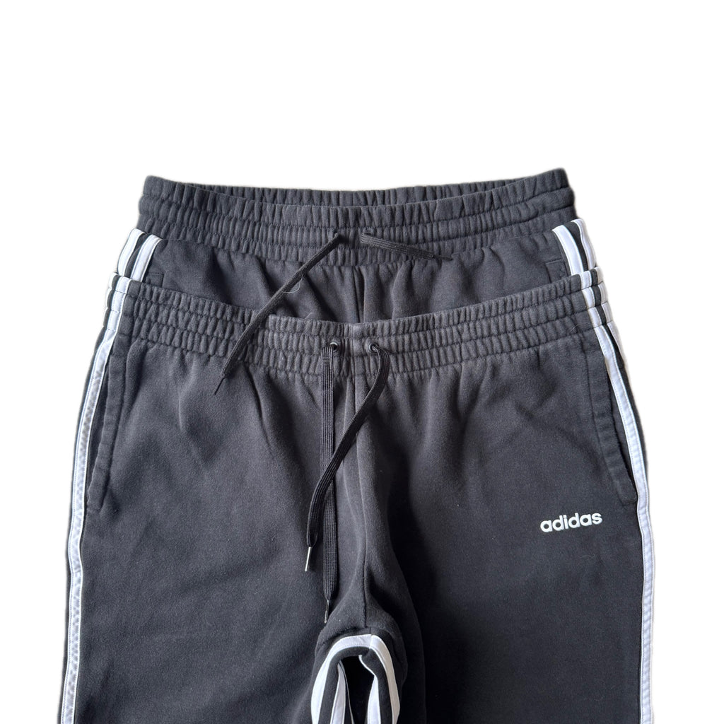 Black Double Waisted Adidas Sweatpants ( L )