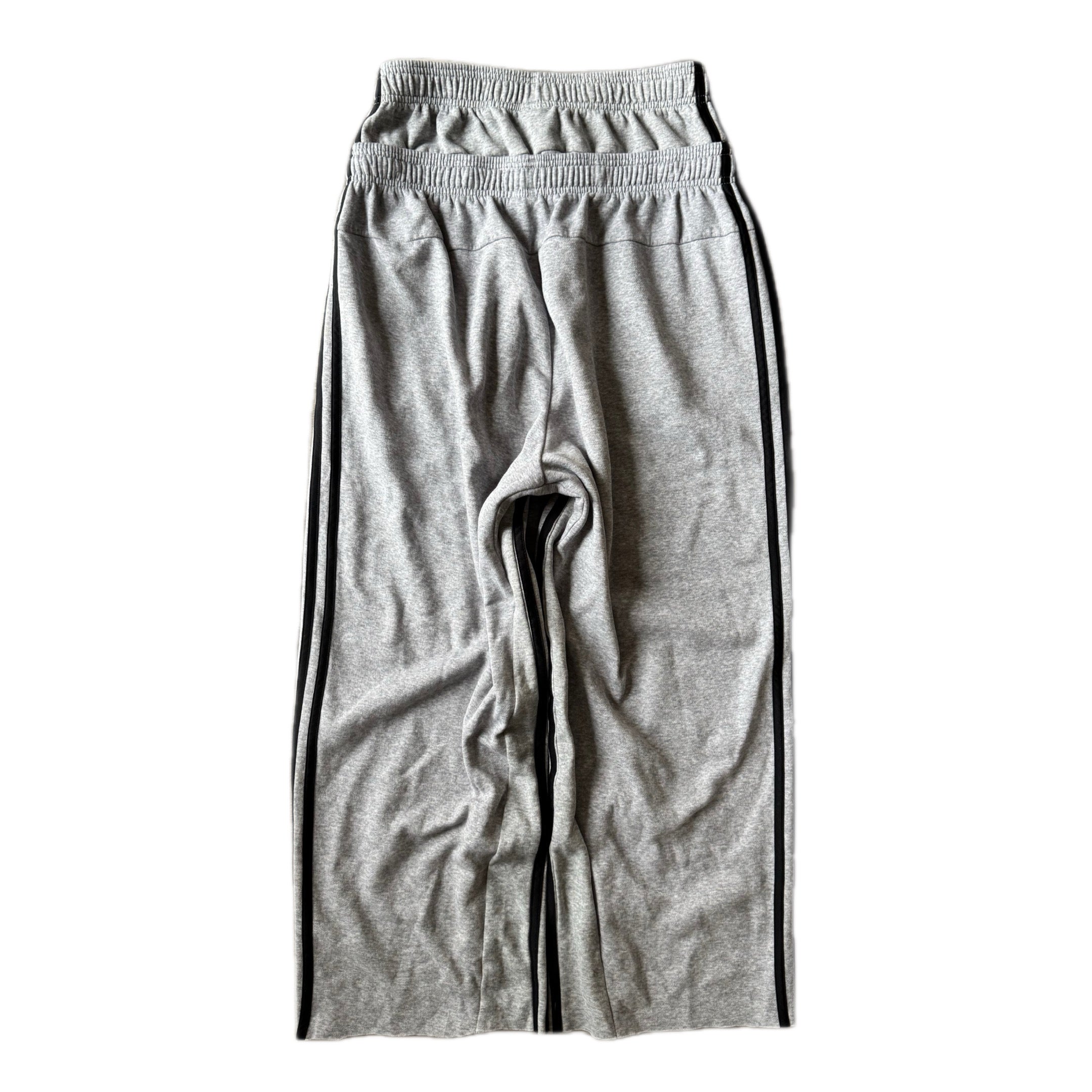 Grey Double Waisted Adidas Sweatpants ( M )