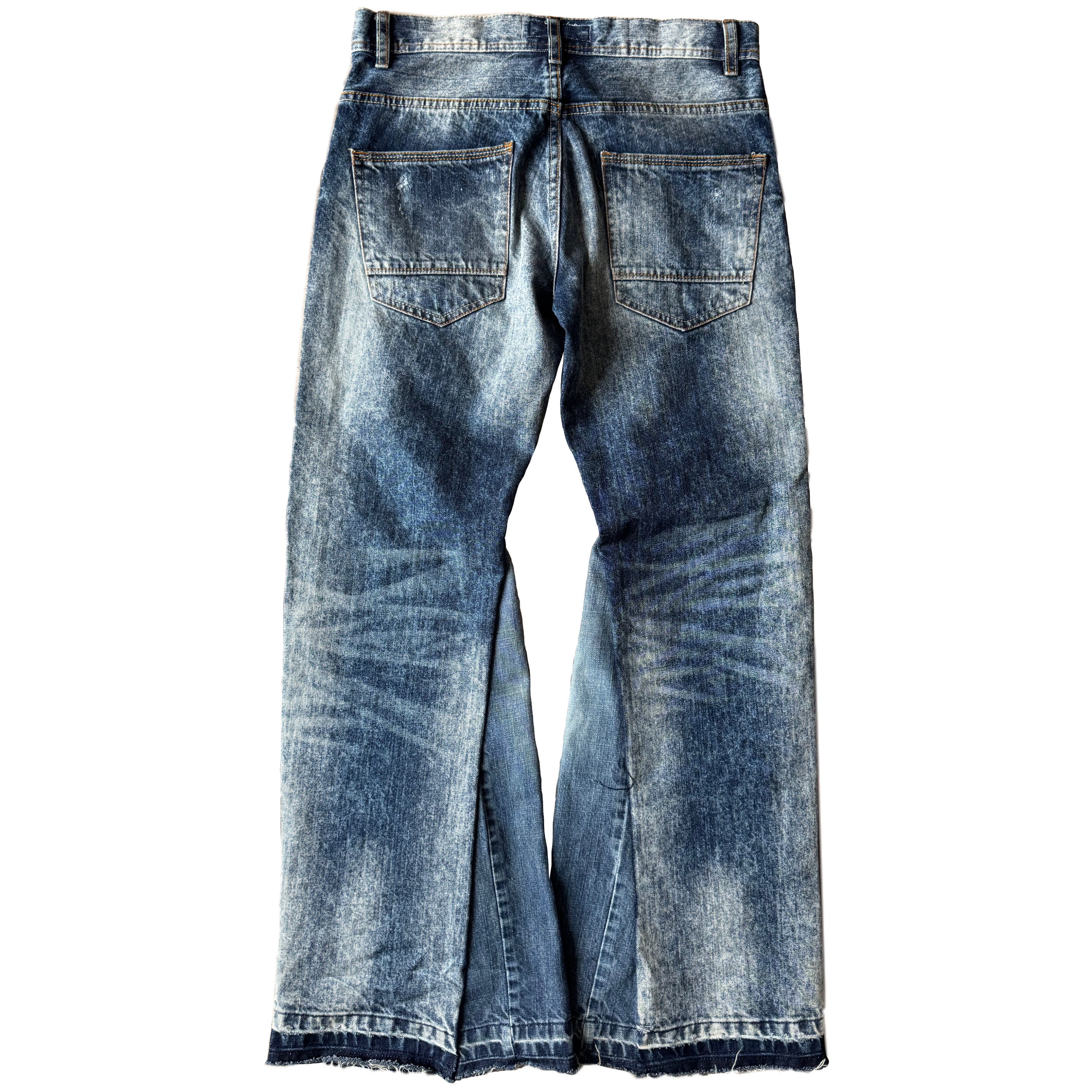 Super Faded Distressed Flare Jeans (30x31)