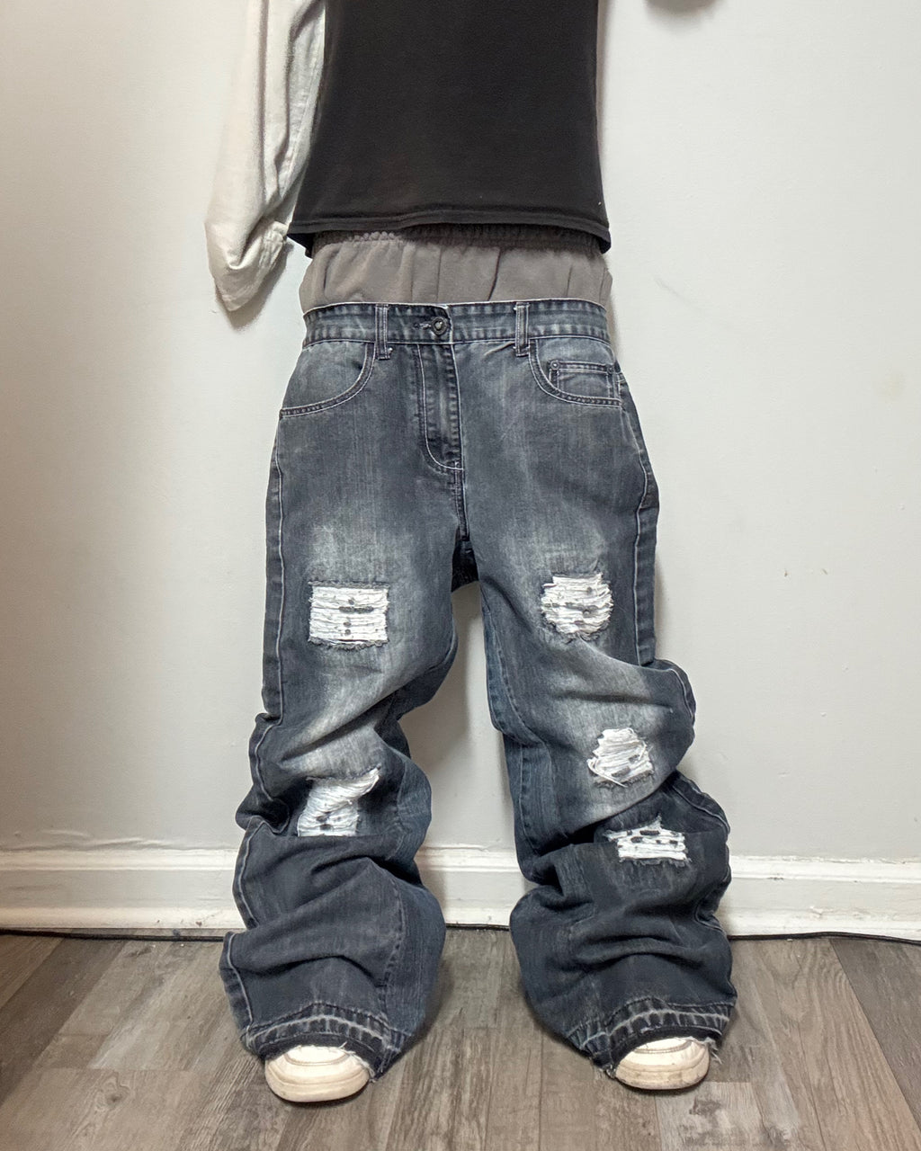 Grey Double Waisted Distressed Baggy Jeans (31)
