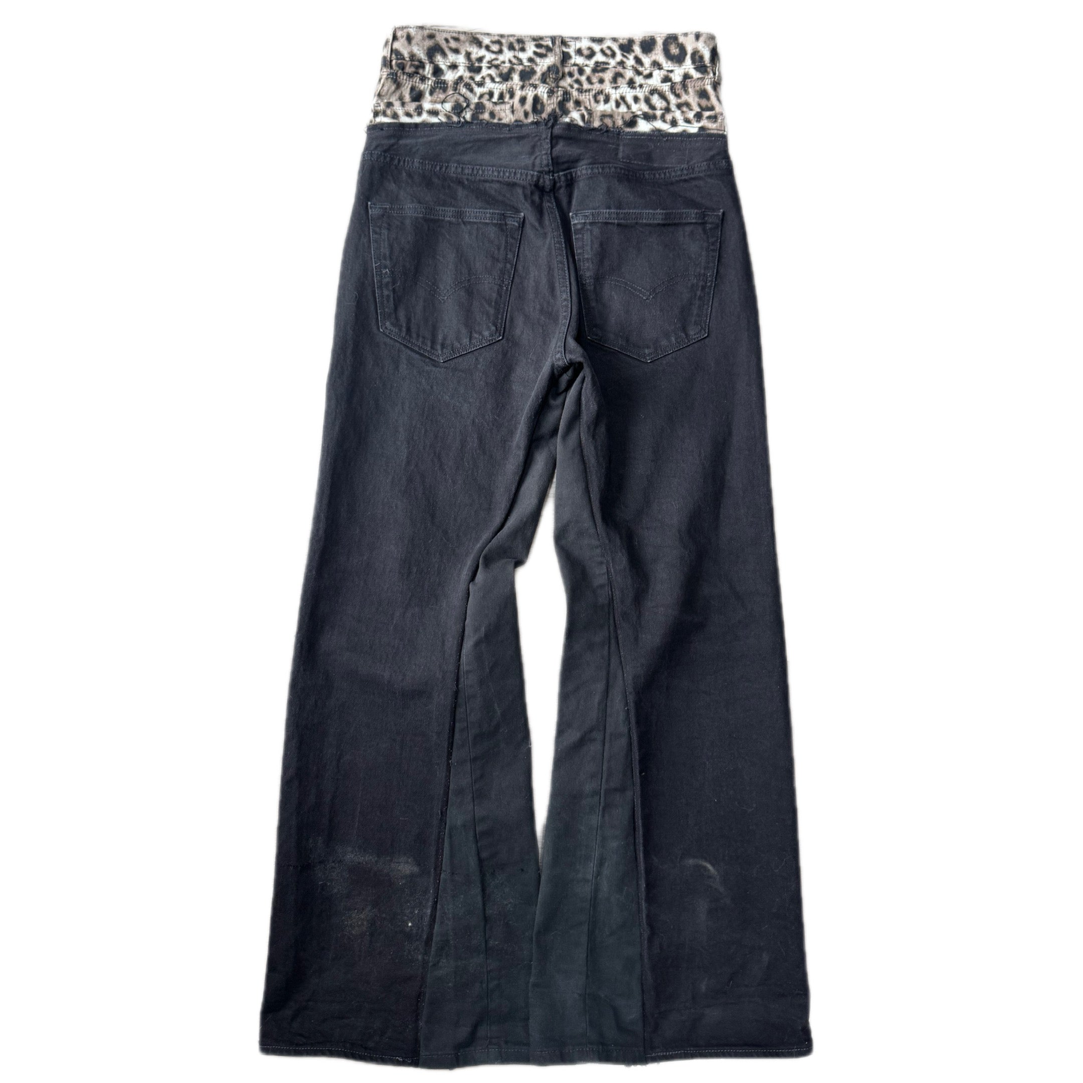 Double Waisted Baggy Distressed Cheetah Jeans (30x32)