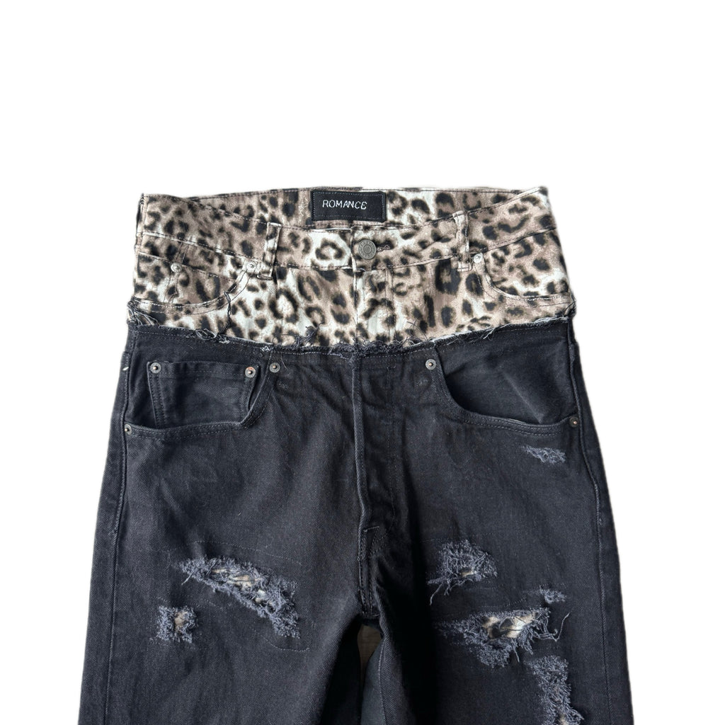 Double Waisted Baggy Distressed Cheetah Jeans (30x32)