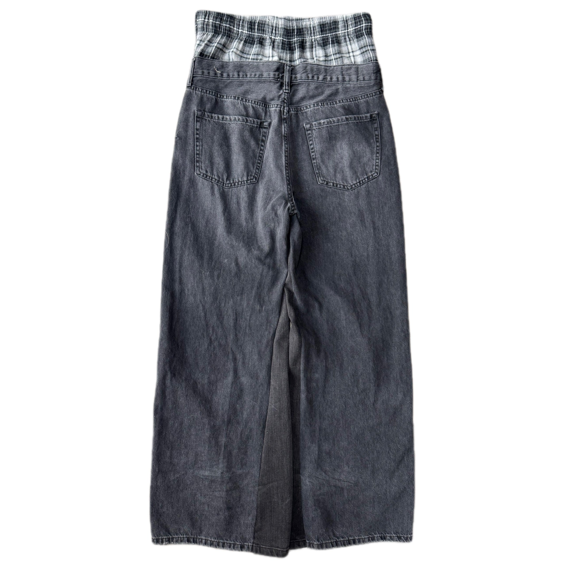 Double Waisted Black Plaid Baggy Distressed Jeans (32x29)