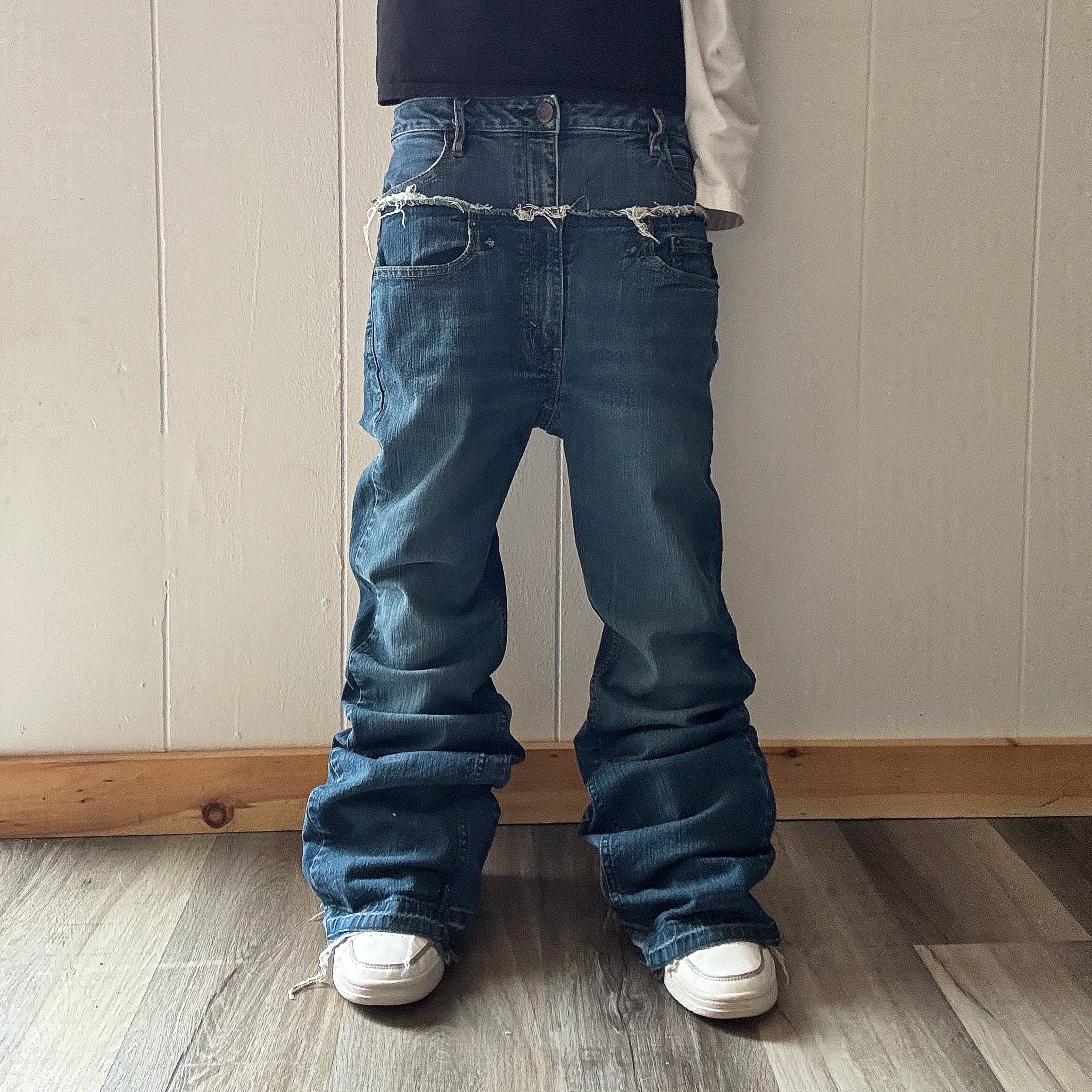 Double Waisted Flare Jeans (30x30)