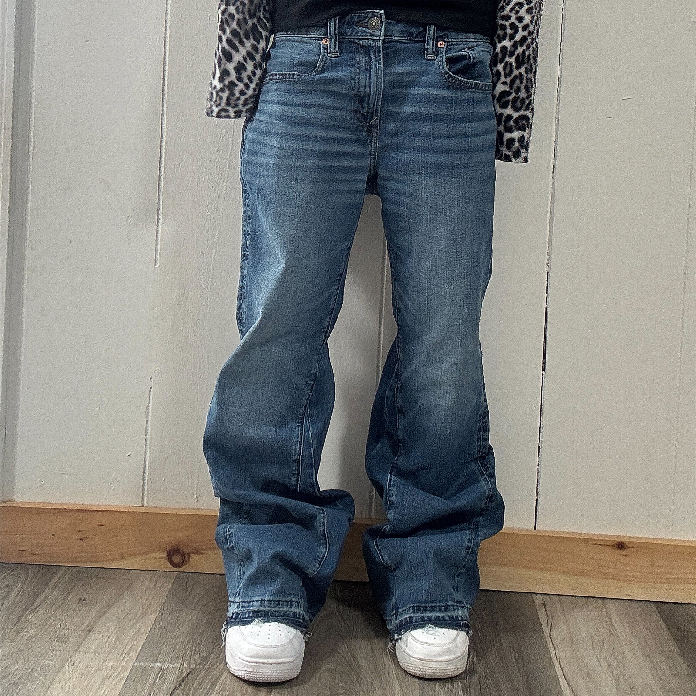 Blue Flare Jeans (30x31)
