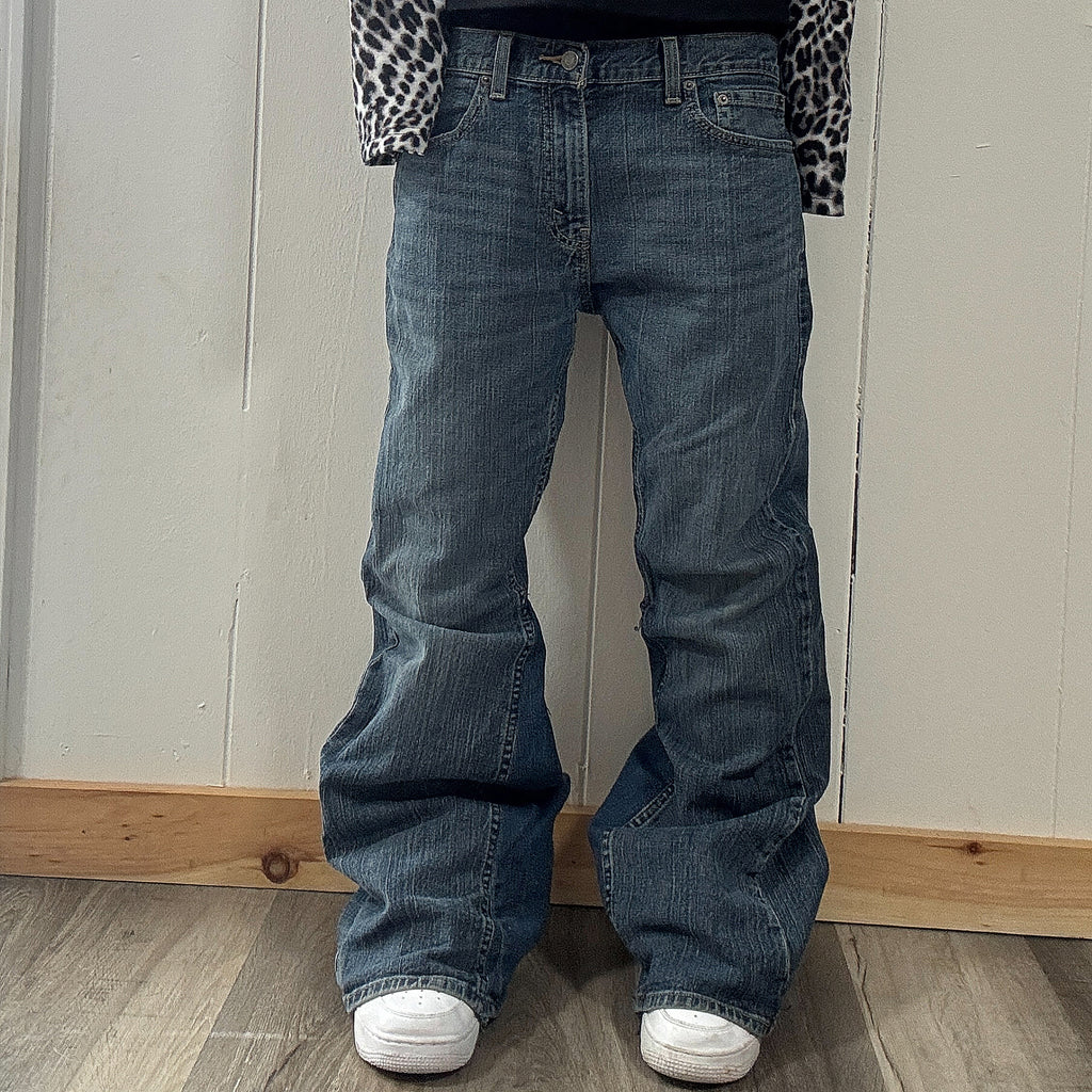 Blue Flare Jeans (30x29)