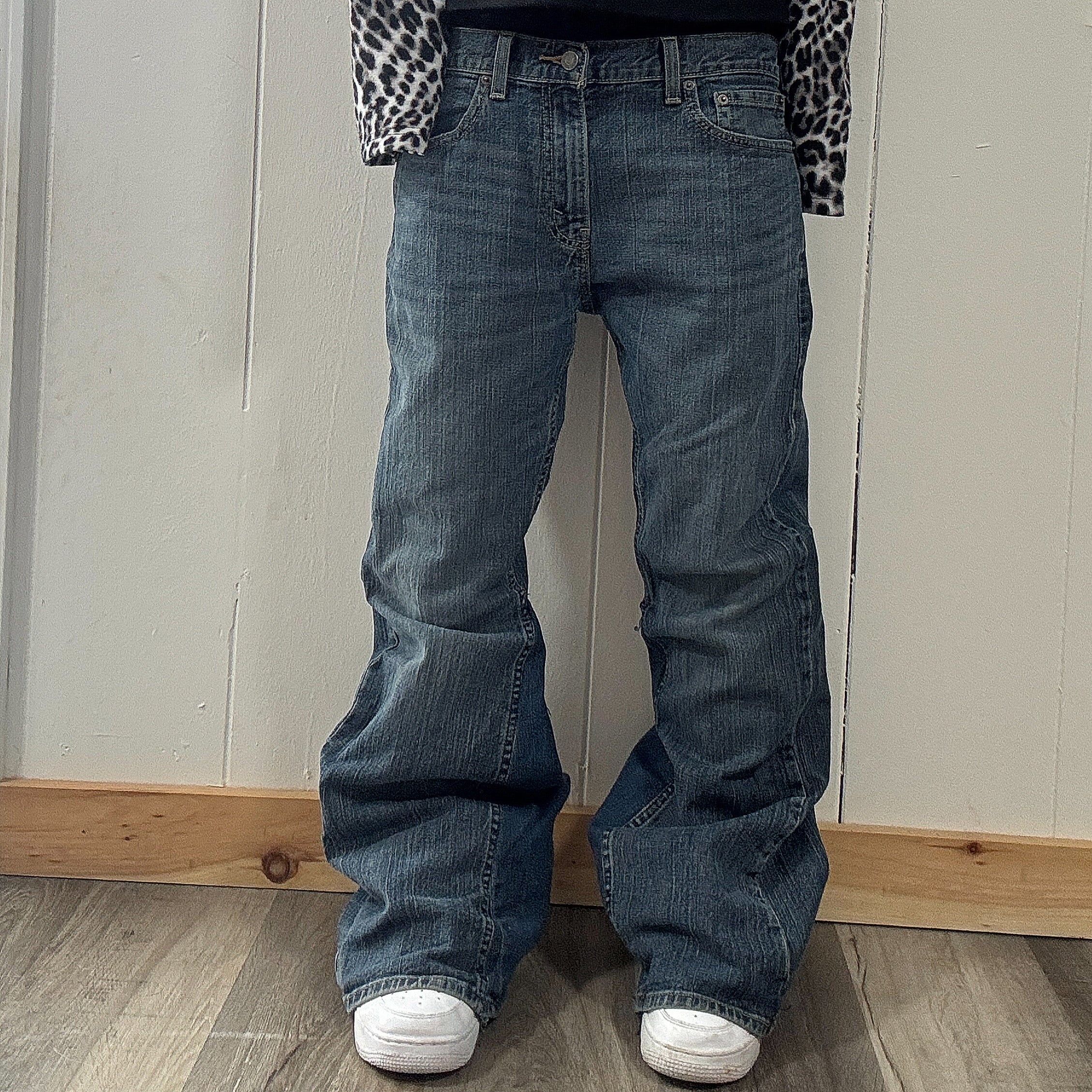 Blue Flare Jeans (30x29)